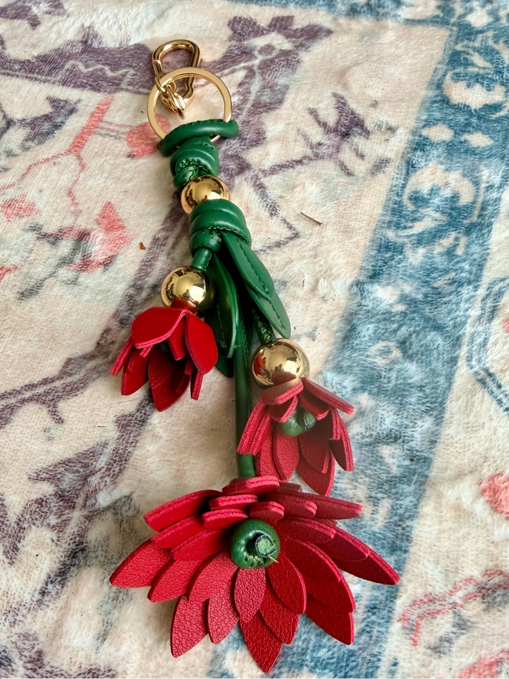 Faux Leather Floral Bag Charm/Keychain. Red Flowers w/  Gold Tone Hardware. New! - Picture 3 of 4